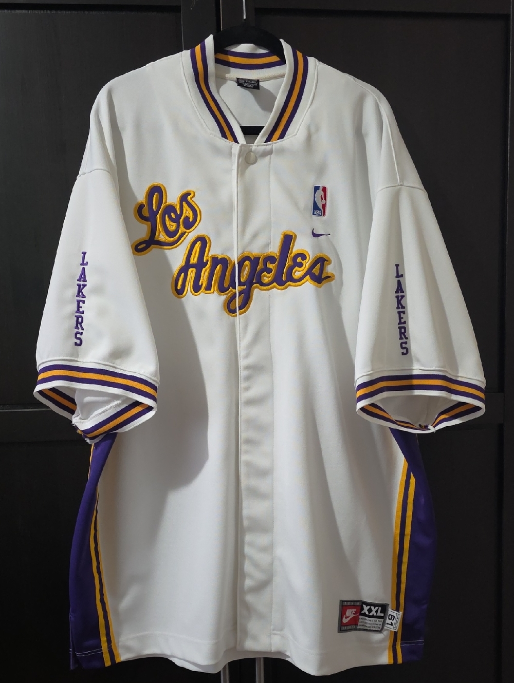 Vintage Nike Los Angeles Lakers Shooting Jersey Mens 2XL White Embroidered